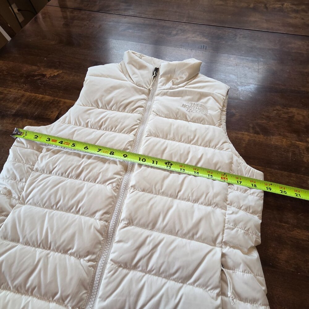 The North Face White Puffer Vest - Picture 9 of 10